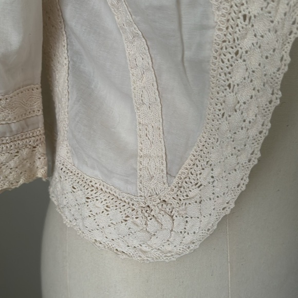 Atmosphere Cream Lace Accent Lightweight Cardigan - Picture 4 of 9